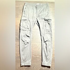 H&M Gray Cargo Pants with Relaxed Fit